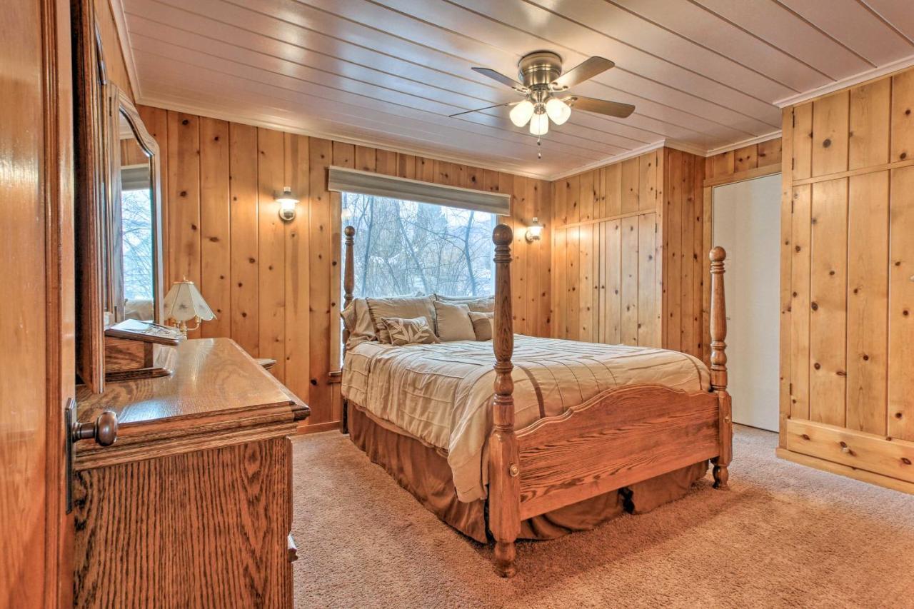Cozy Home With Hot Tub Half Mi To Salmon River! Bagian luar foto